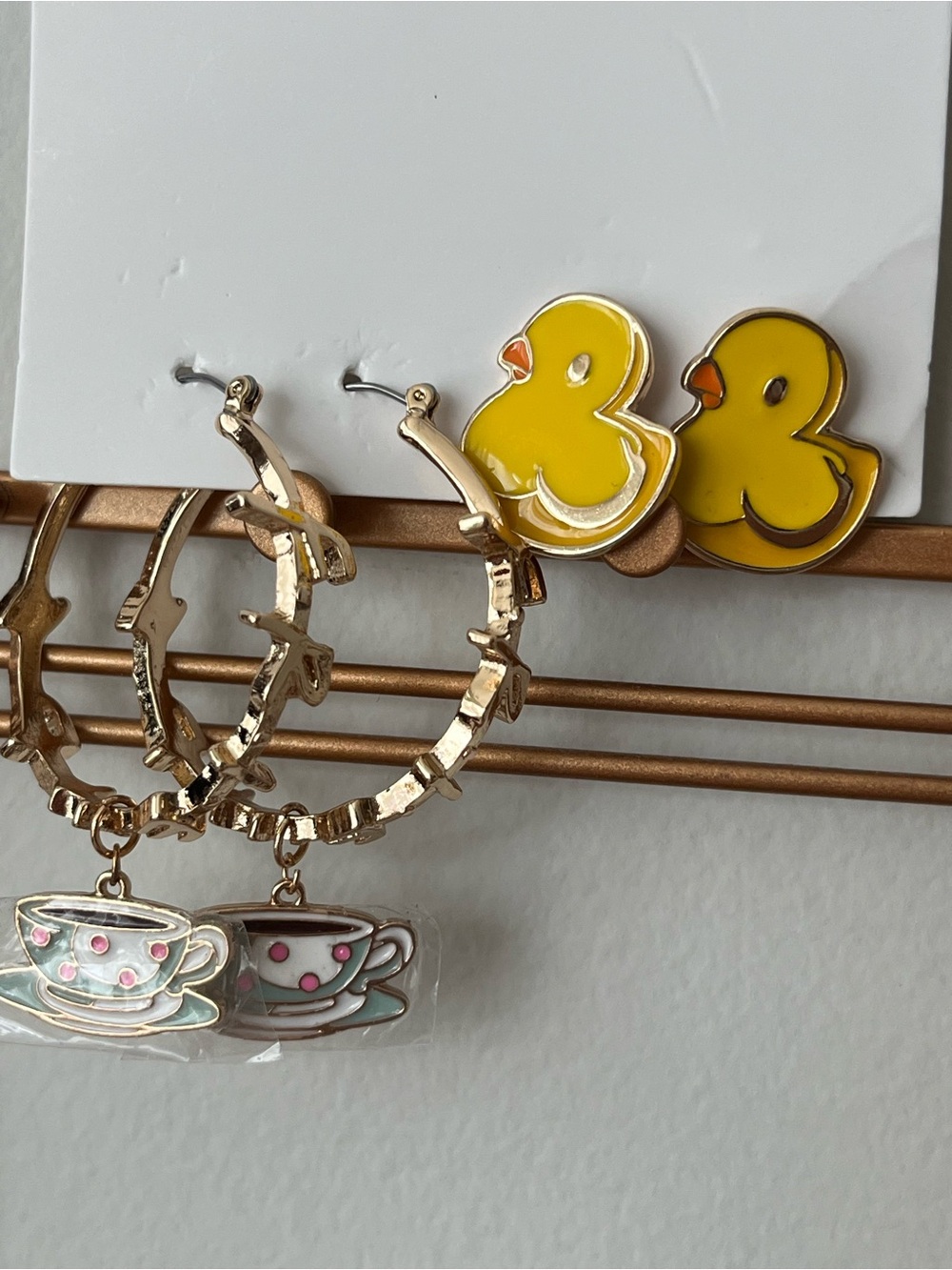 Friends Earring Set